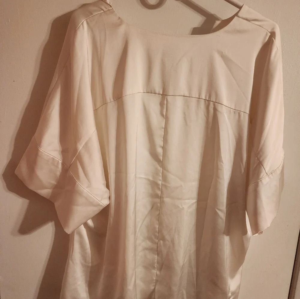 Top - Picture 6 of 6